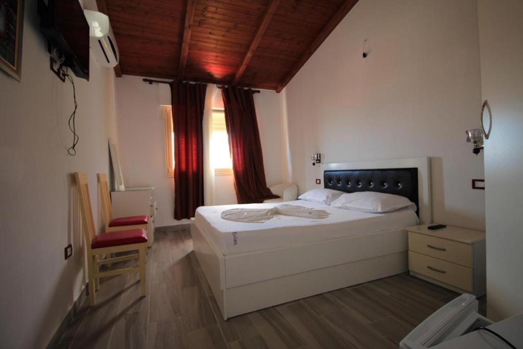 Hotel Keisa Dhërmi Habitación foto