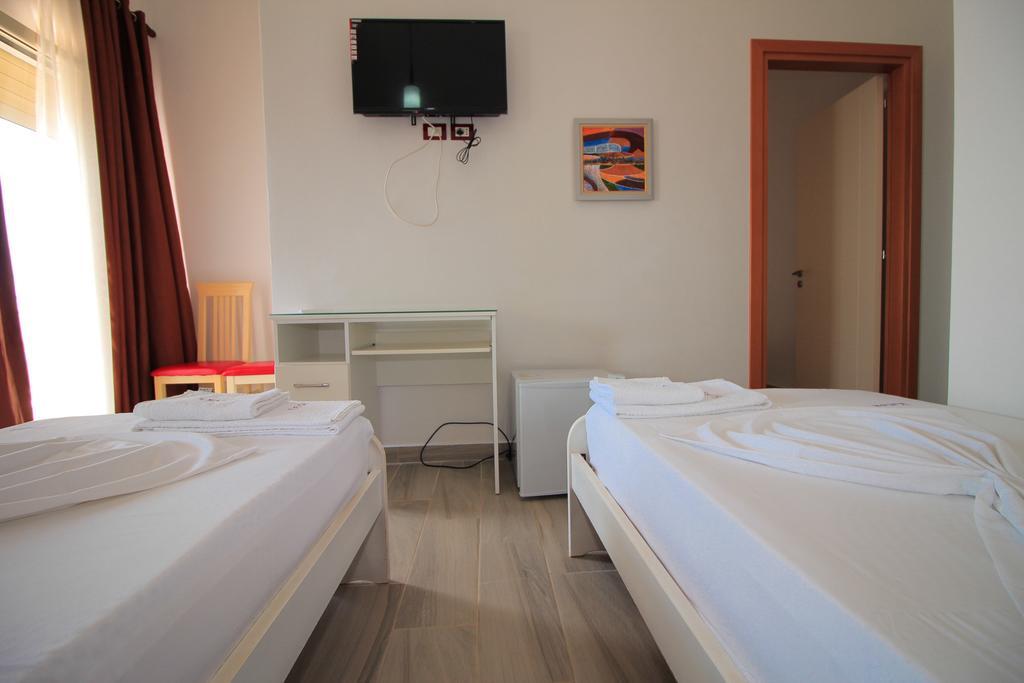 Hotel Keisa Dhërmi Exterior foto