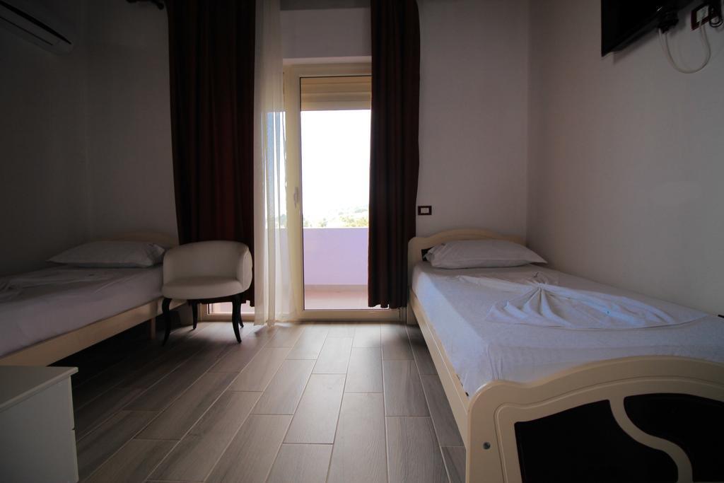 Hotel Keisa Dhërmi Habitación foto