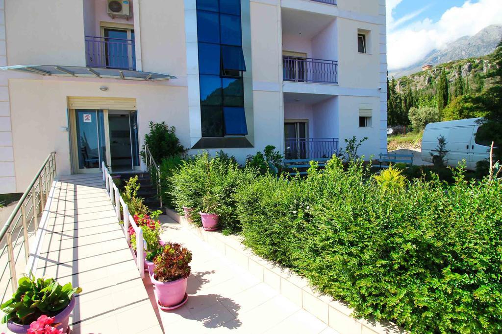 Hotel Keisa Dhërmi Exterior foto
